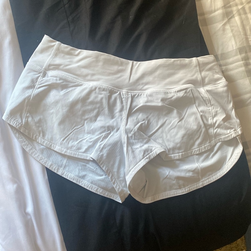 Lululemon white speed up shorts size 4
